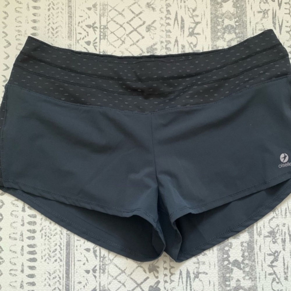 Oiselle athletic shorts